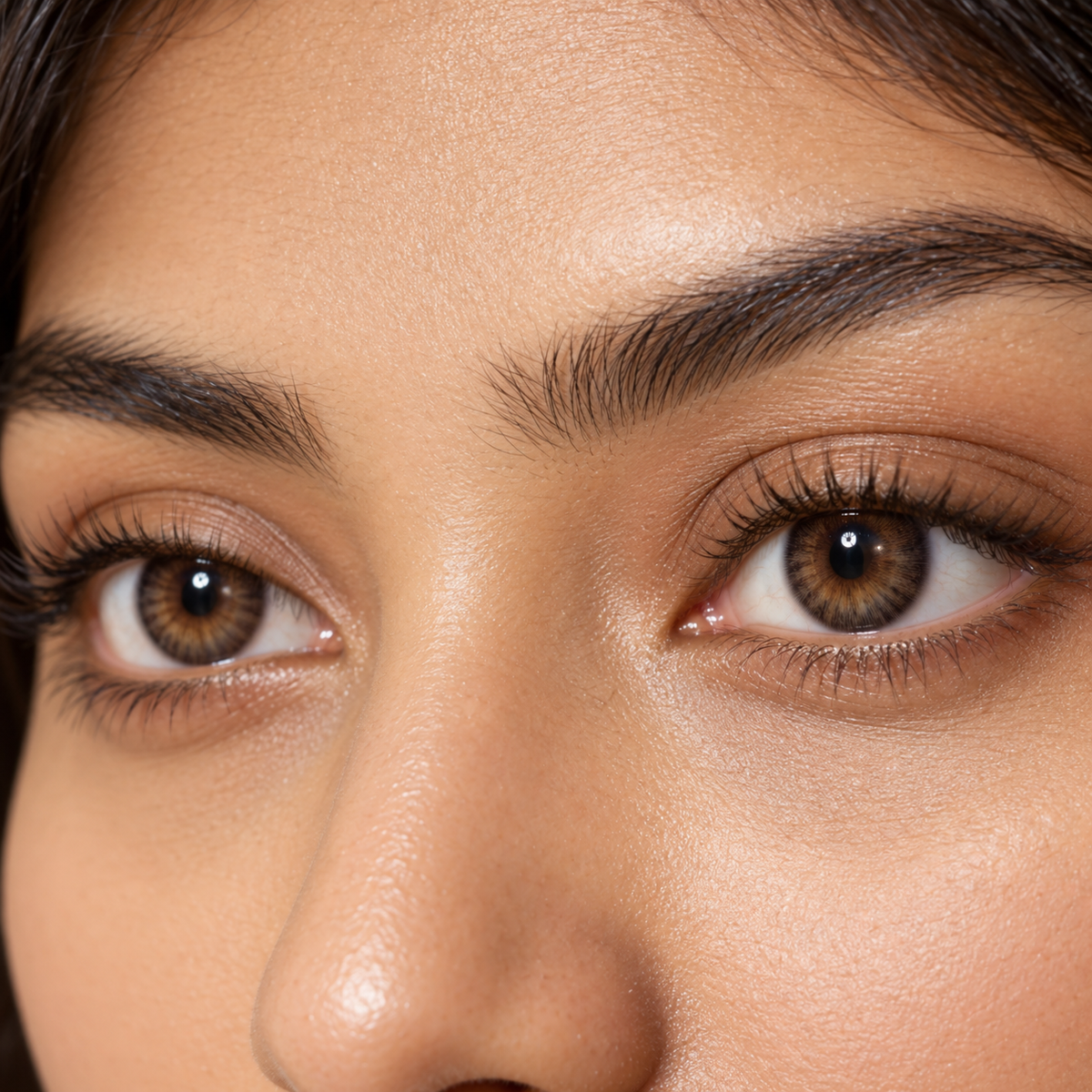 Espresso Mink Satin Wash colored contacts - current espresso-minky beauty demand translated into a natural, sourceable three-tone contact lens