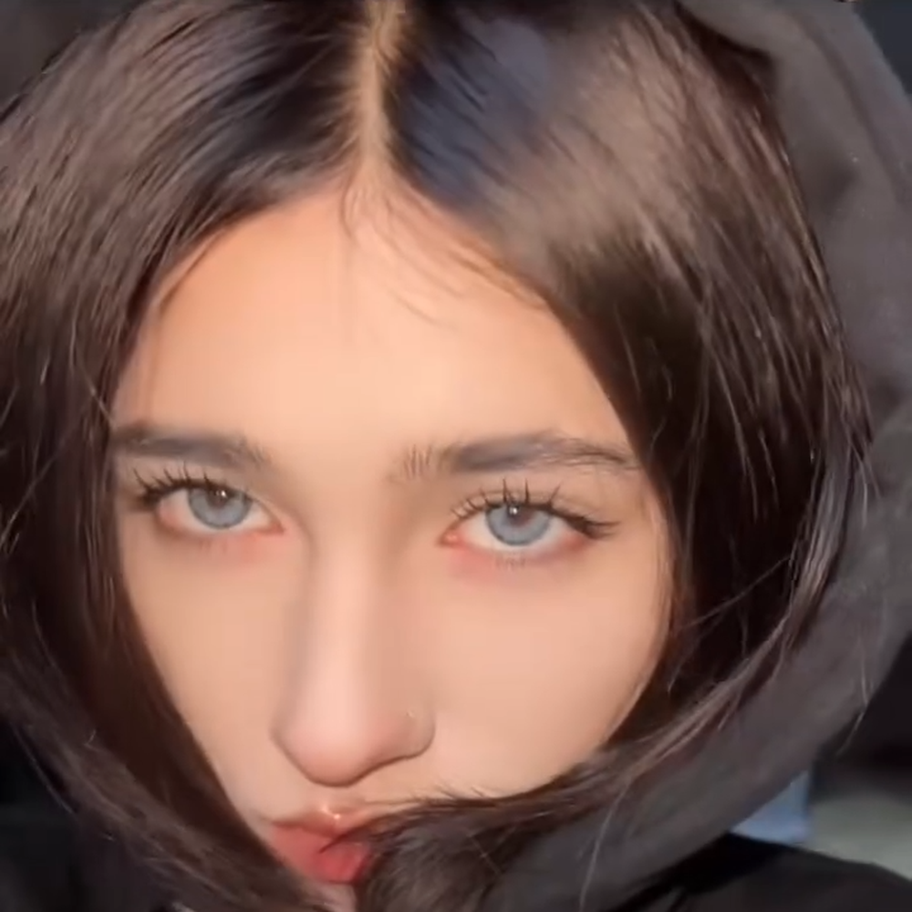 Amber Ash Grey colored contact lenses by Moxielens