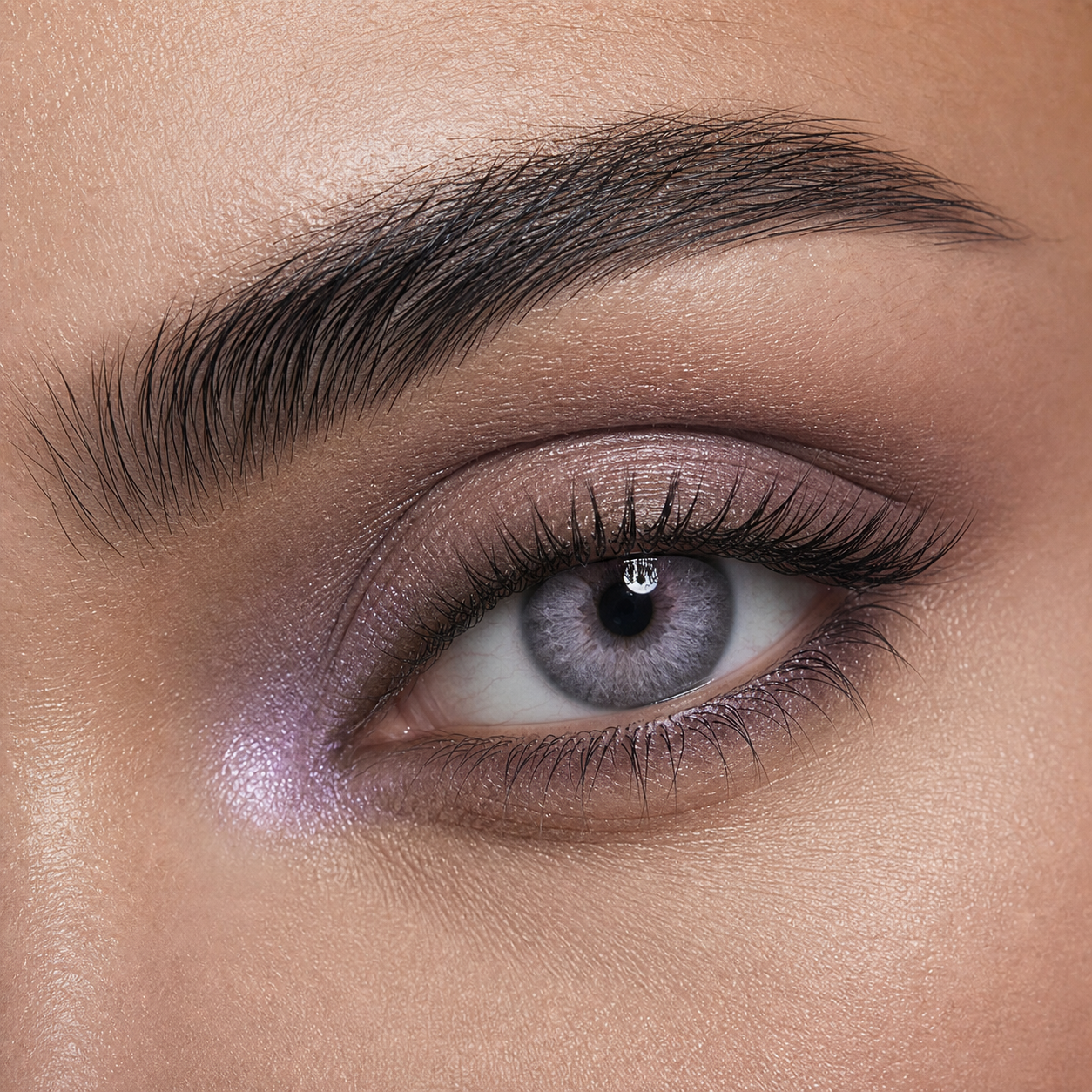 Silver Lilac Haze Gray colored contacts - a sculptural silver-lilac look with a soft-focus fiber print that catches light without a hard ring