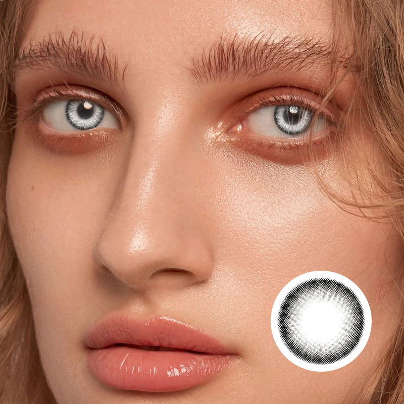23-Year-Old Gray colored contact lenses by Moxielens