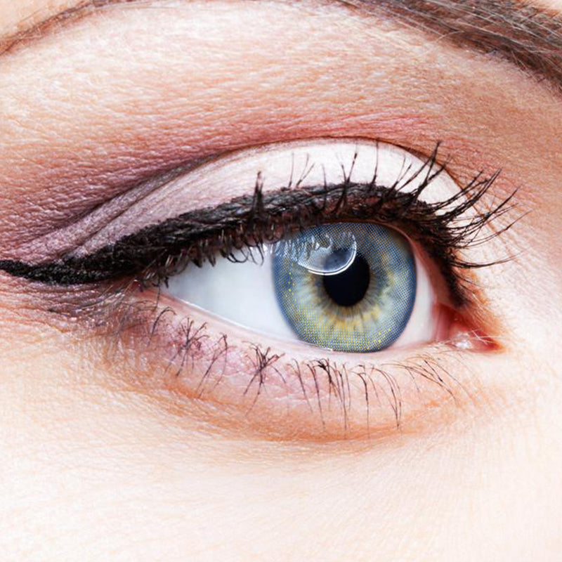 Chubby Blue colored contact lenses