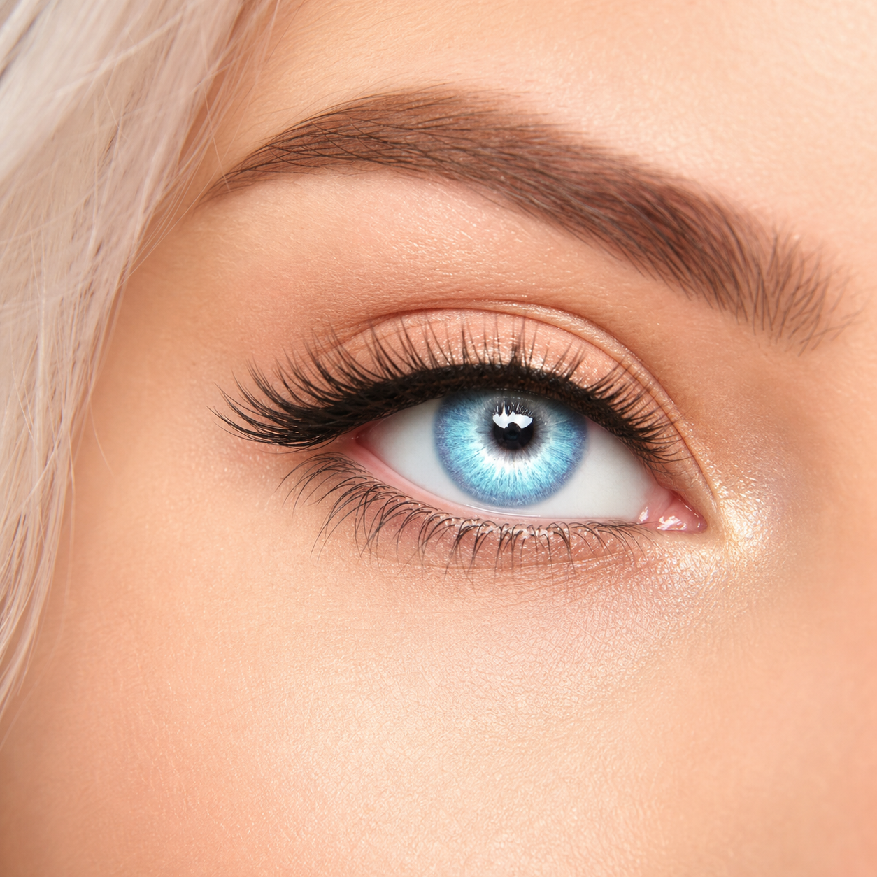 Rio Tearlight Blue colored contacts - a bright white starburst center with a clear aqua-blue field for a fresh luminous gaze