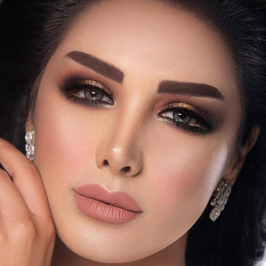 Contour Grey (12 Month) colored contact lenses