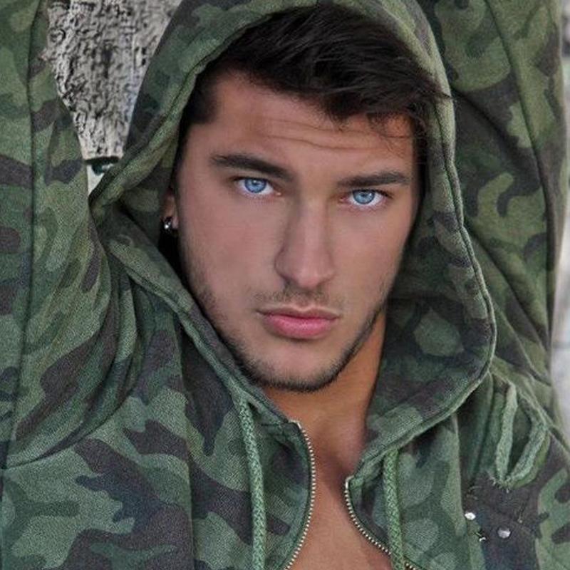Men's gem blue prescription (12 months) colored contact lenses