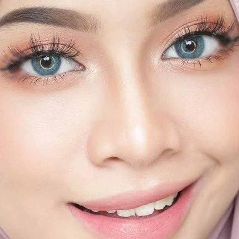 Seaweed green (12 months) colored contact lenses