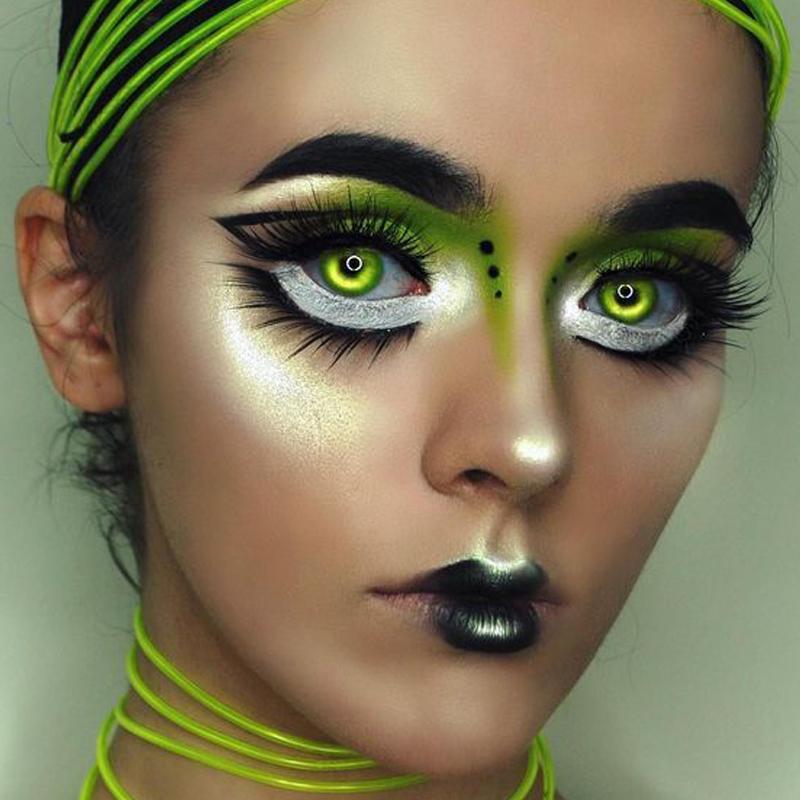 Natural bright green (12 months) colored contact lenses