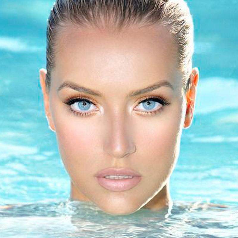 Crystal blue (12 months) colored contact lenses