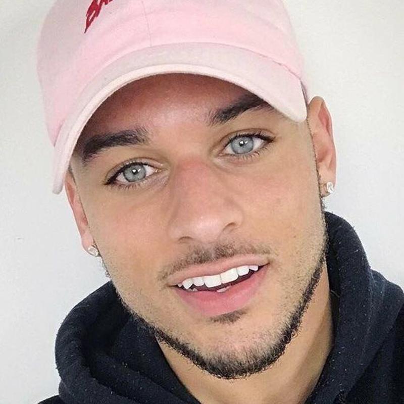 Men's grey (12 months) colored contact lenses