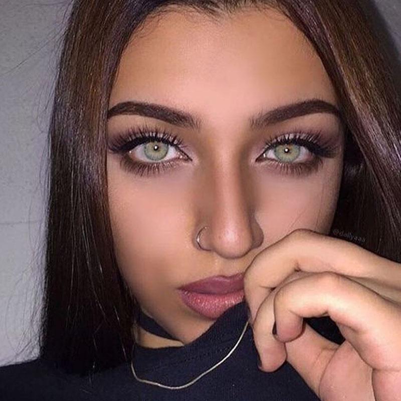 Natural girl gray eyes prescription (12 months) colored contact lenses